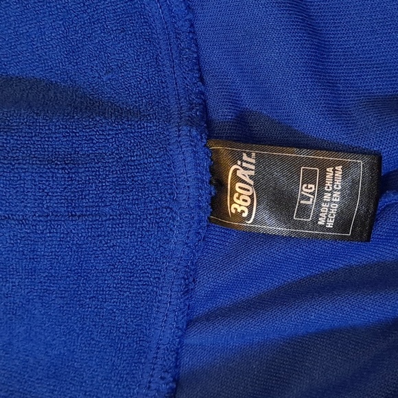 Ladies Terry cloth knit shorts by 360 Air NWT - blue - Picture 4 of 6